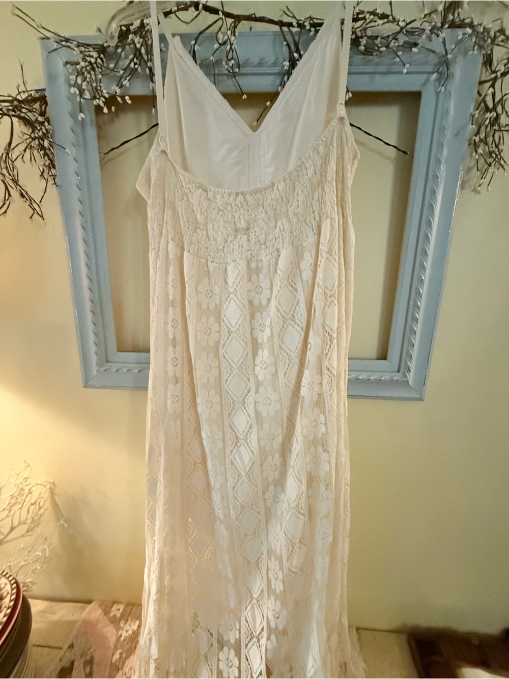 Boho Fashion Trendy Candlelight Beige Lace Midi Dress with Pom Tassels New - Picture 3 of 4
